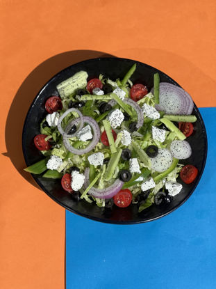 تصویر  سالاد یونانی